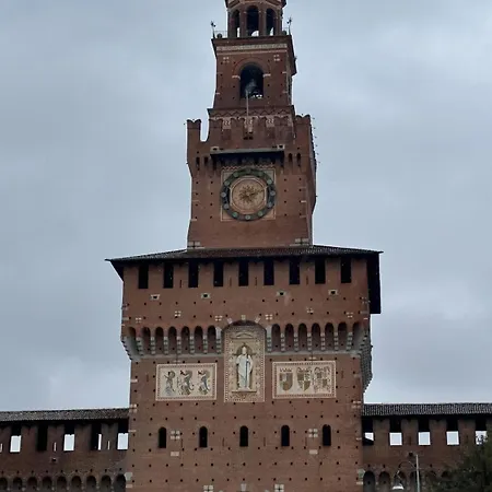 Stupendo Di Design A Tema America- Potente Wi-fi Ottimo Il Collegamento Con Aeroporto Di Malpensa E Rho Fiera, Vicino Metro * מילאנו