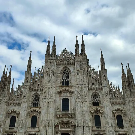 Appartamento Stupendo Di Design A Tema America- Potente Wi-fi Ottimo Il Collegamento Con Aeroporto Di Malpensa E Rho Fiera, Vicino Metro