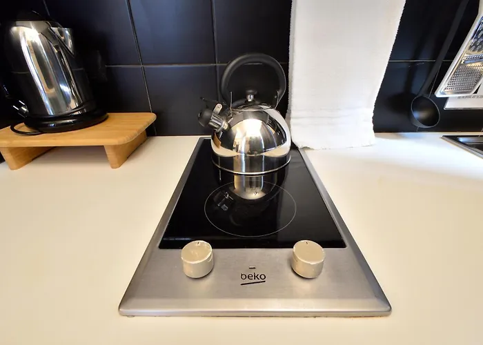 Stupendo Di Design A Tema America- Potente Wi-fi Ottimo Il Collegamento Con Aeroporto Di Malpensa E Rho Fiera, Vicino Metro Lägenhet *